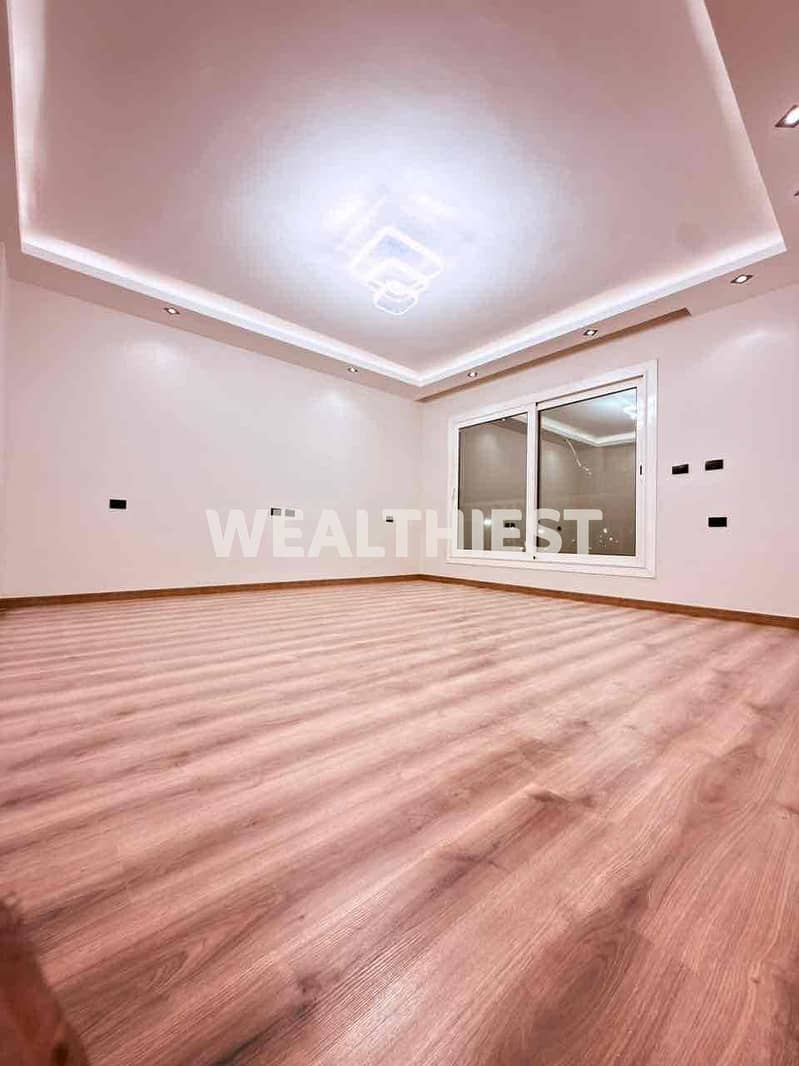 5 2072a36e-a5fd-492f-89c9-b23bf60a9f29. jpg