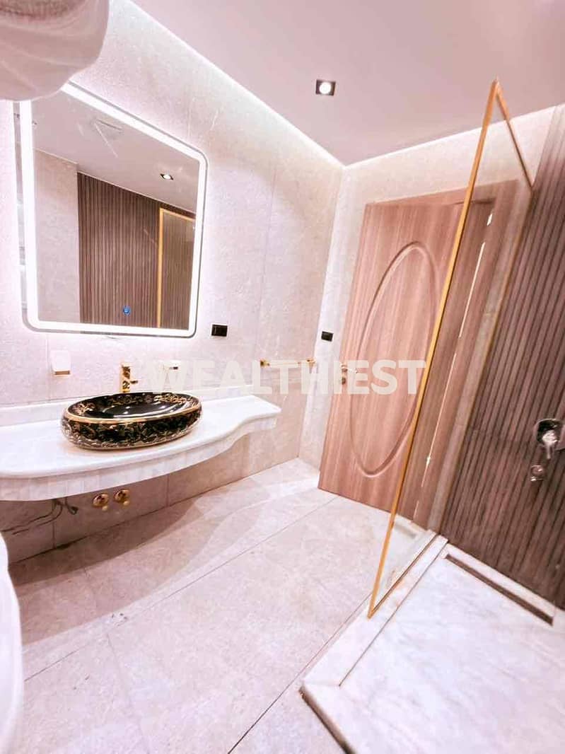 8 ebbe315d-73ad-4216-9723-0f3ff06184d4. jpg