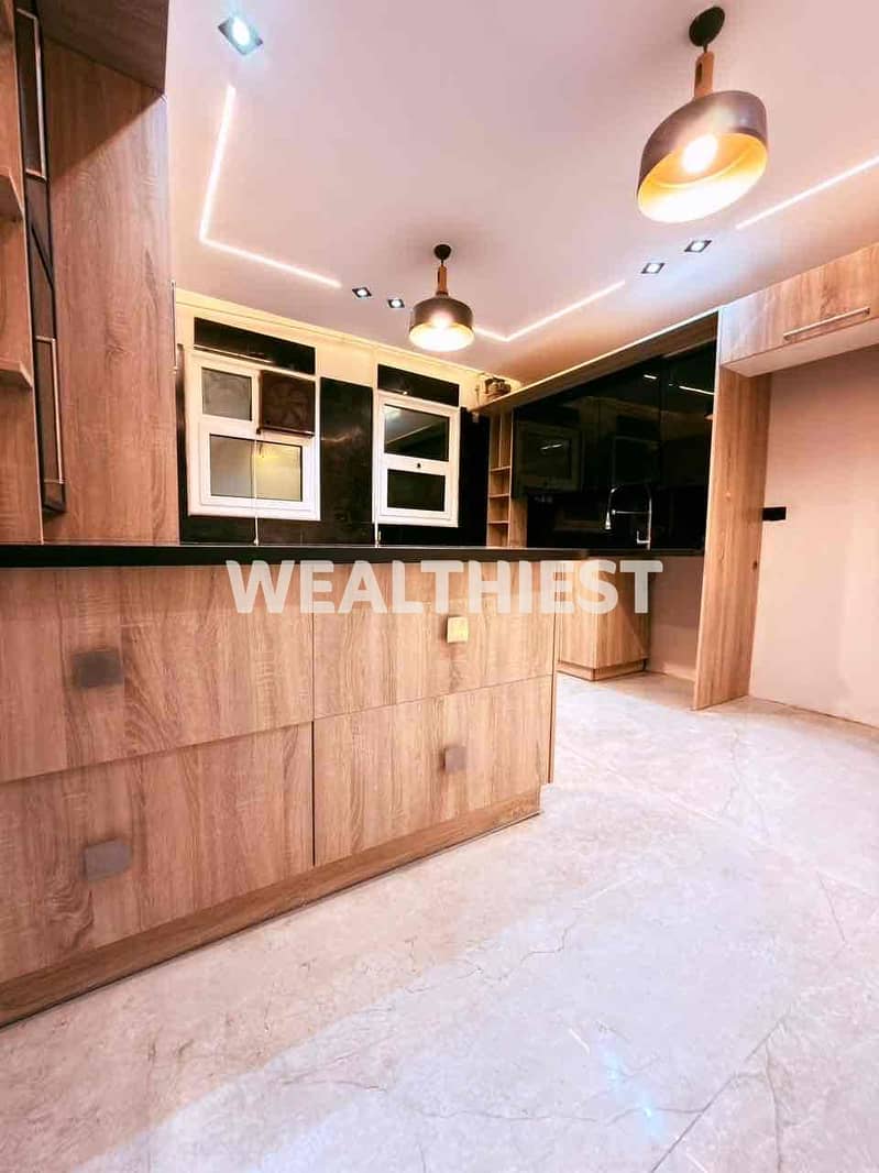 11 77b8712e-e24a-4d69-8737-1b4ffcb4ba1f. jpg