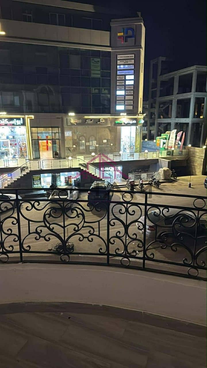 4 photo_5944784141750569946_y. jpg