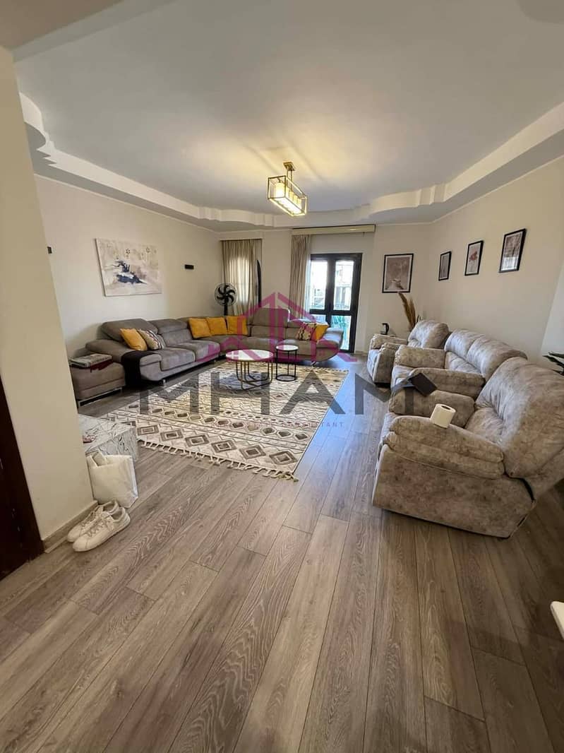 13 photo_5944784141750569957_y. jpg