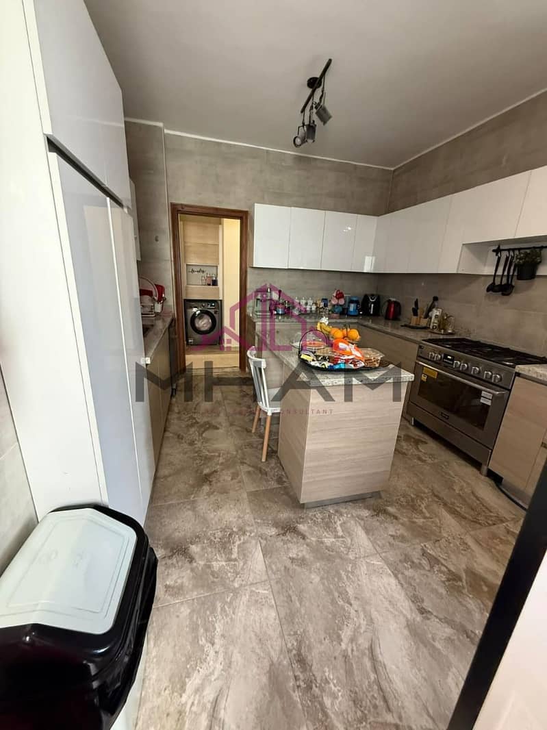 14 photo_5944784141750569958_y. jpg