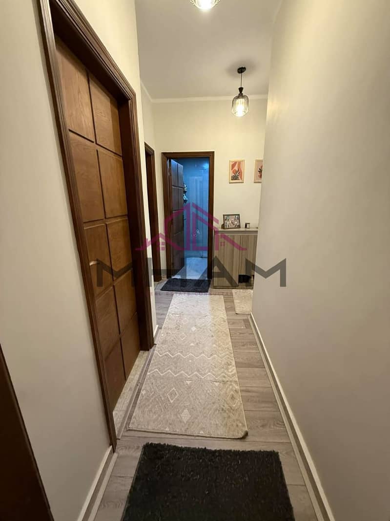 20 photo_5944784141750569964_y. jpg