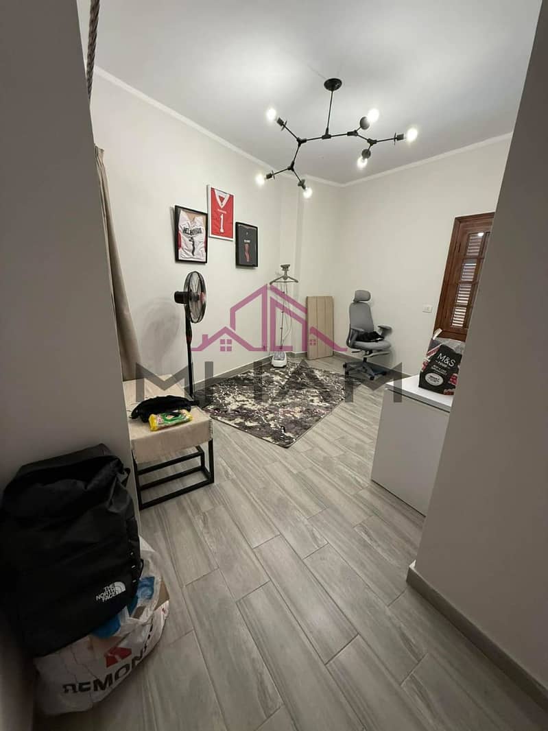 29 photo_5944784141750569973_y. jpg