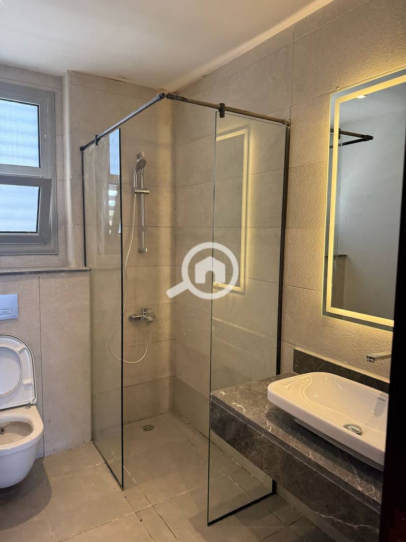 2 1d0d1a17-7939-487a-ac5a-b2cdd0777d0c. jpg