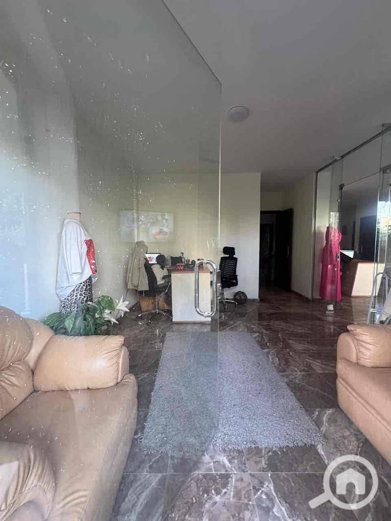 2 4b816865-a6fa-4c46-8552-39f1fe9c947b. jpg