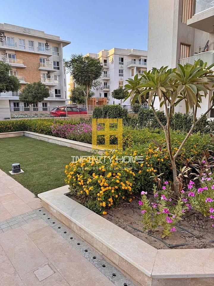 10 563050409_3580852142055223_6979974491845474046_n. jpg