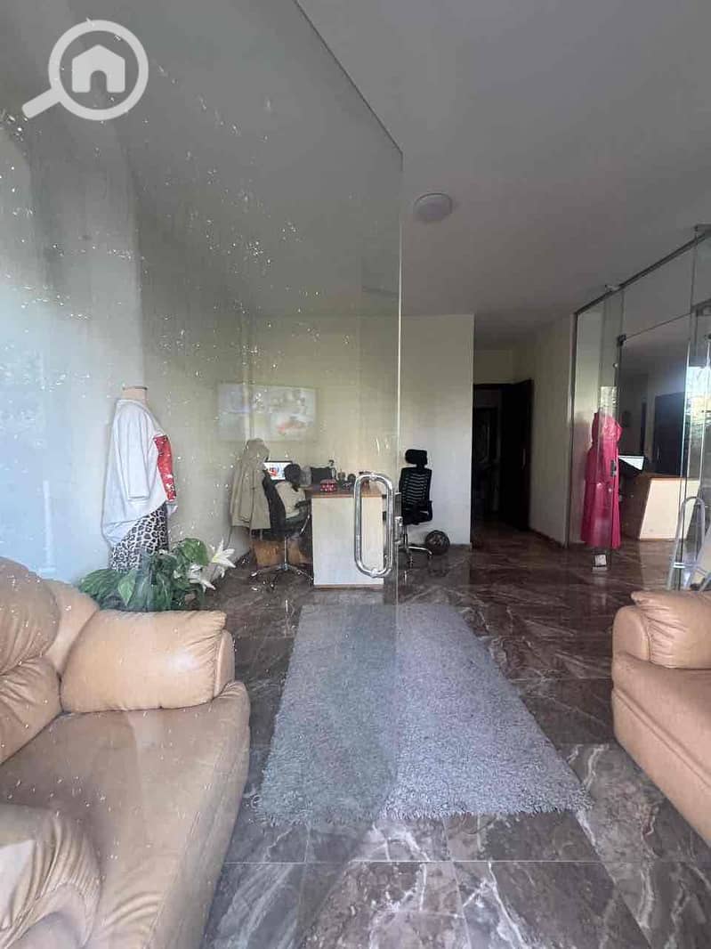 3 4b816865-a6fa-4c46-8552-39f1fe9c947b. jpg