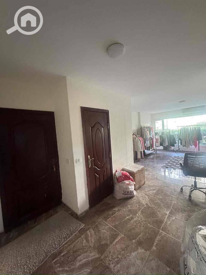 10 e96aac6d-ce23-47df-bcc3-14d5584ff44d. jpg