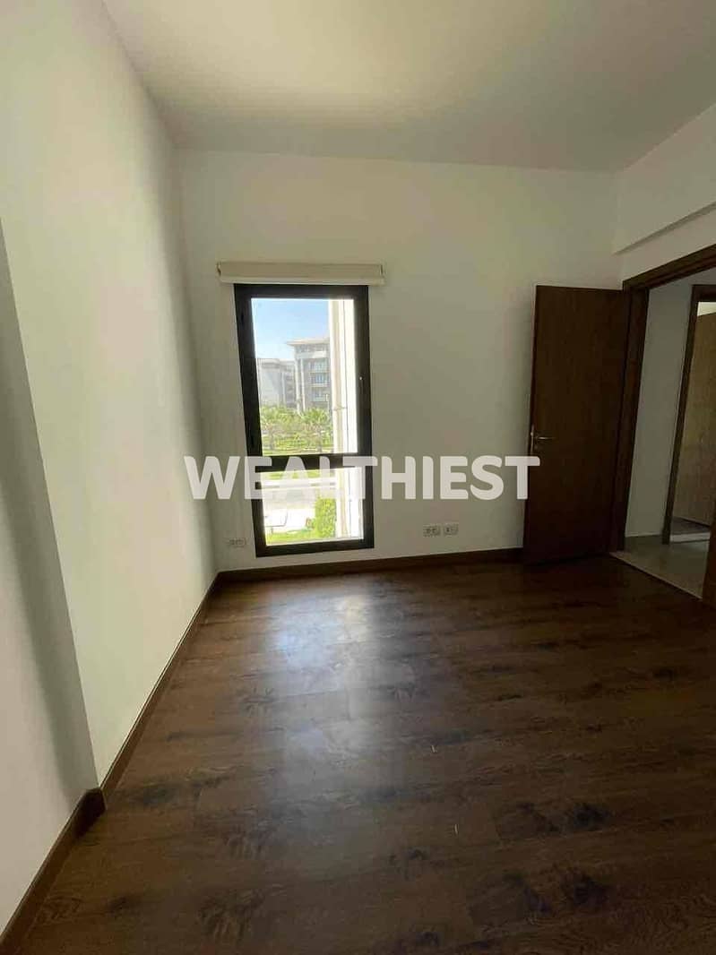 4 ca0c66a2-a472-4033-9bae-396a6c697cc7. jpg