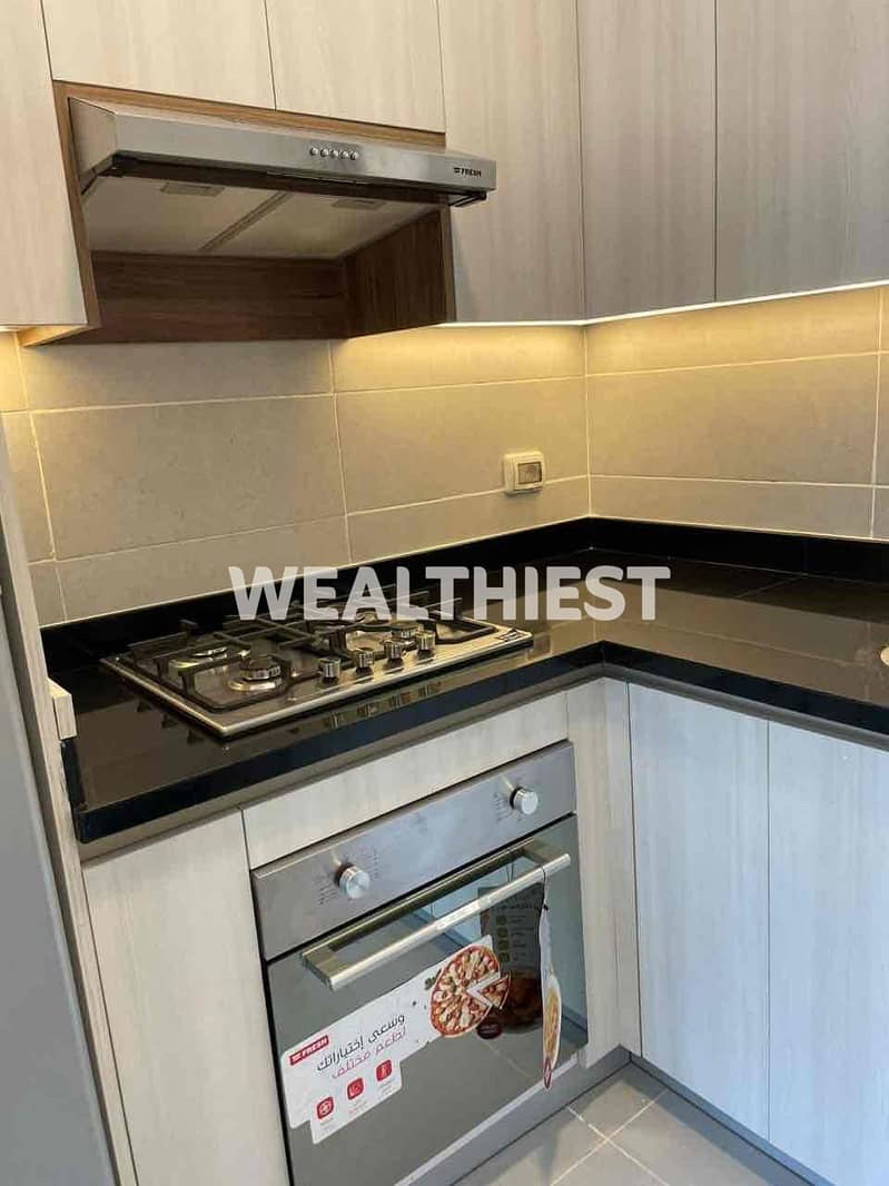 8 d8989fa2-5ac6-4823-9c69-7c9939ba924d. jpg