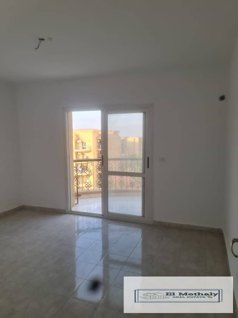 4 220e68f9-2862-4398-9aaf-c98d43f2a303. jpg