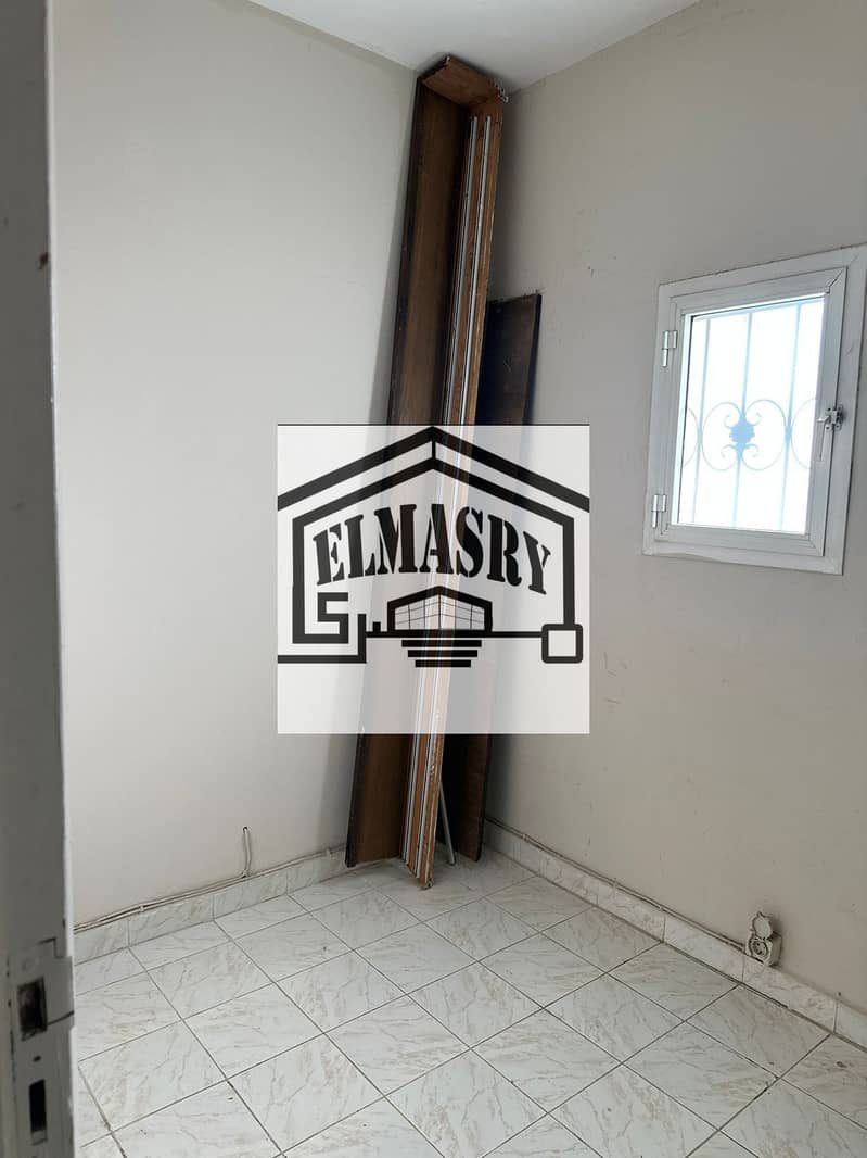 30 d1812533-69bb-45de-9aa6-be29f2040bba. jpg