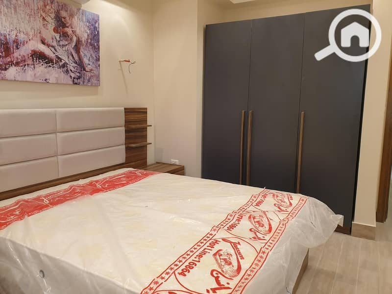 8 fed1c18e-c2ca-4067-a7af-9c5055c5b489. jpeg