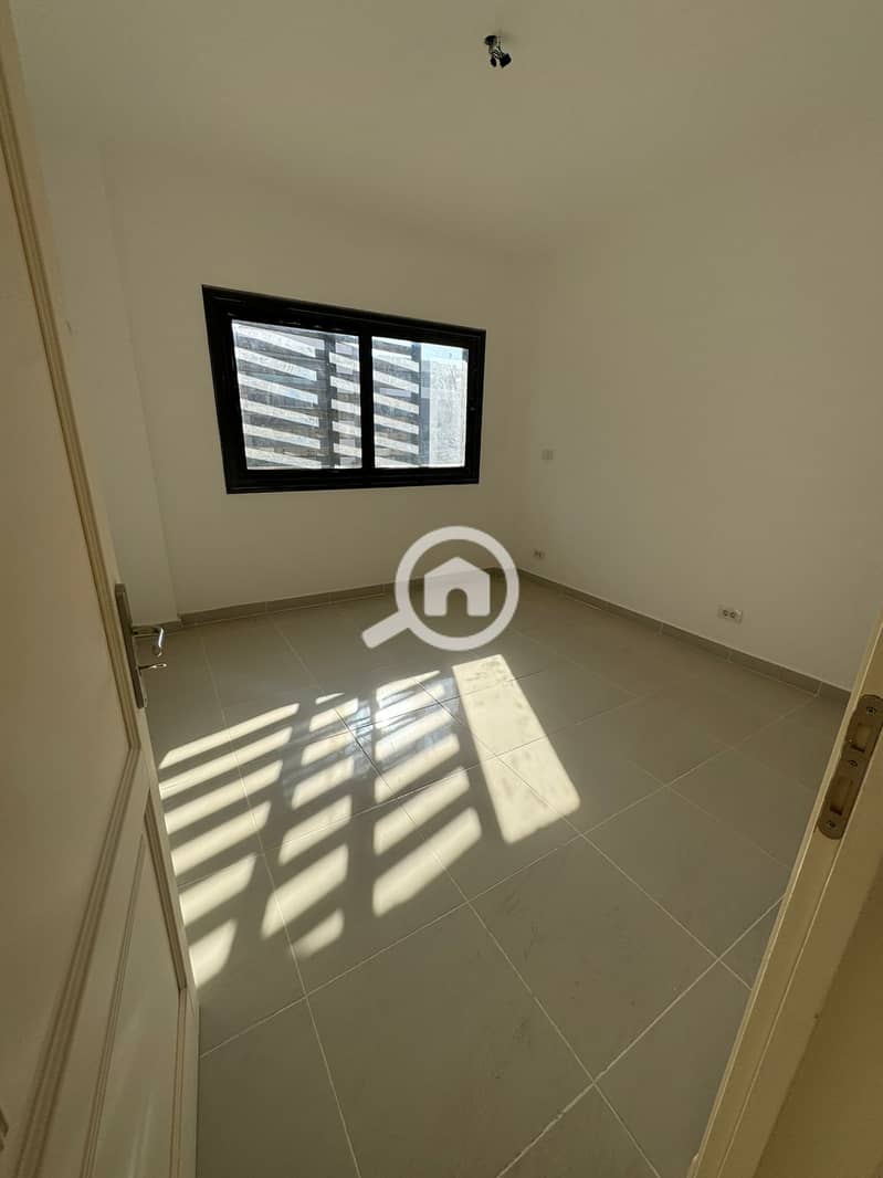 2 WhatsApp Image 2026-01-04 at 4.30. 01 PM. jpeg