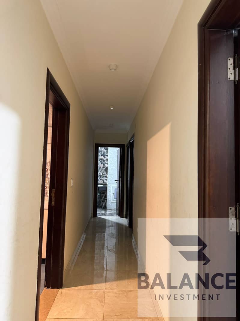 5 WhatsApp Image 2025-12-23 at 7.42. 09 PM (1). jpeg