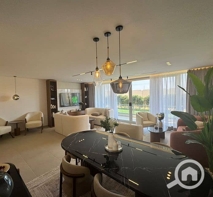 16 Screenshot_4-1-2026_163727_. jpeg