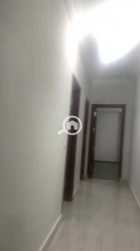 28 06507764-8d01-4a6d-aeeb-2c40af6fb3e0. jpg