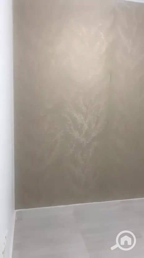 42 c4f887ca-7259-4891-84bf-058f9a45226b. jpg