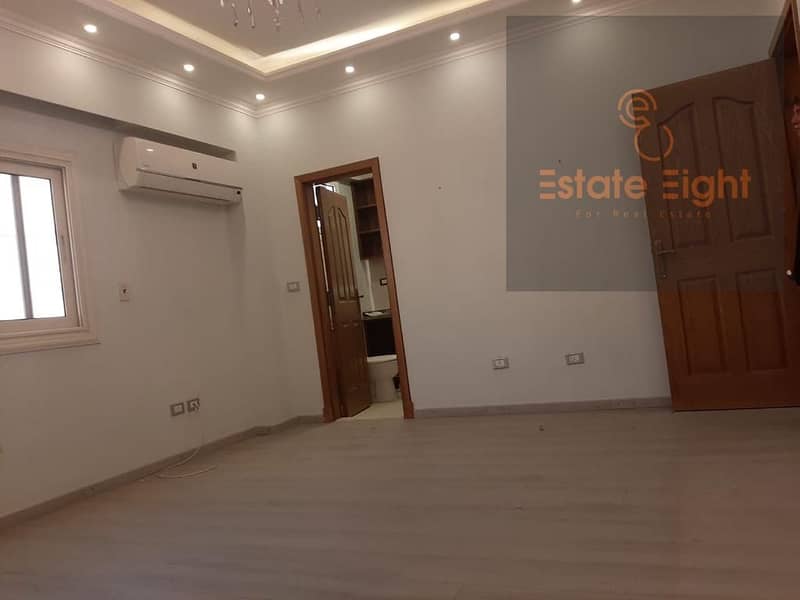 4 8f66b37a-b69f-47ac-a1cb-9ec61168c180. jpg