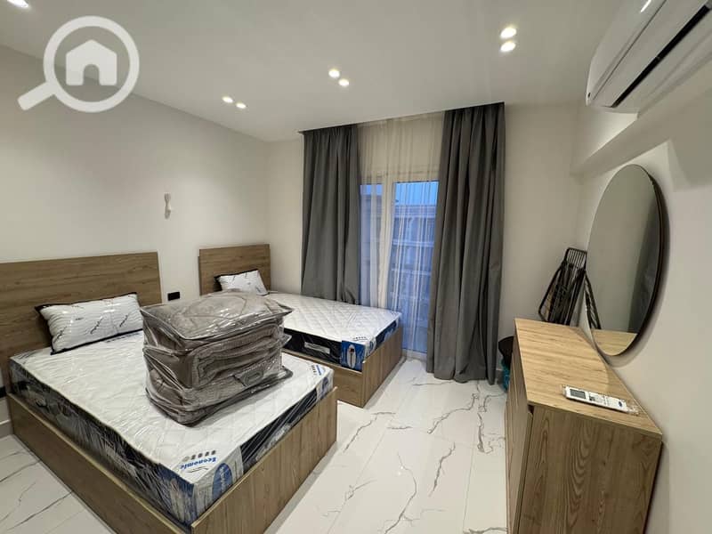 7 8b2e4a0e-4be0-451a-a425-a3ebbc29eb5a. jpeg