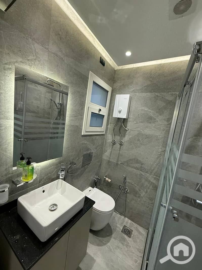 9 bd9f90ab-dec3-44df-95d7-84672f58843e. jpeg