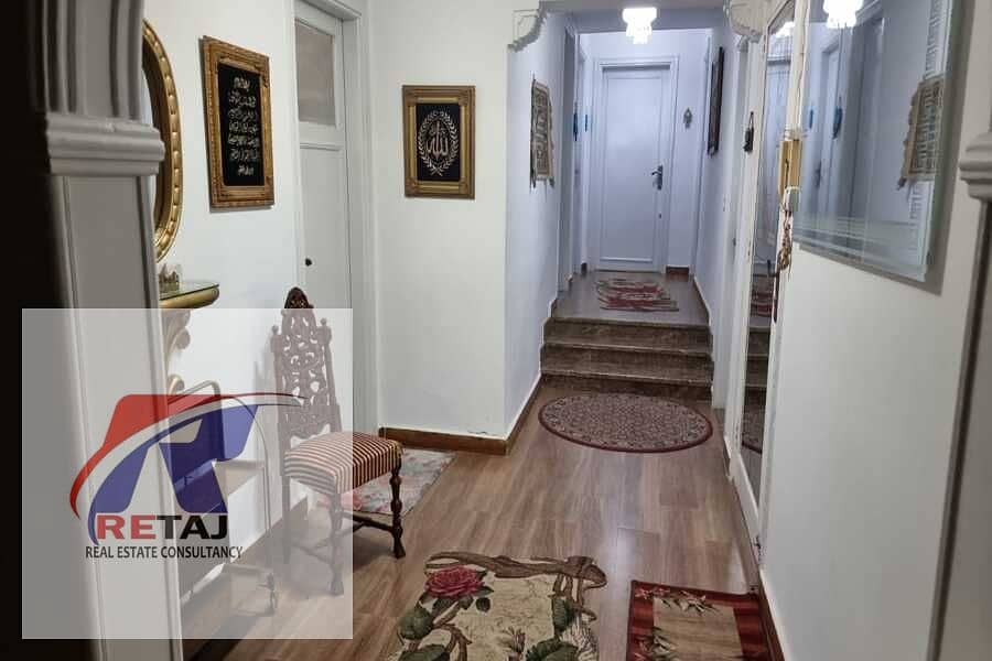 4 804b1d2f-352d-4723-a7cf-039fd2fb5387. jpg