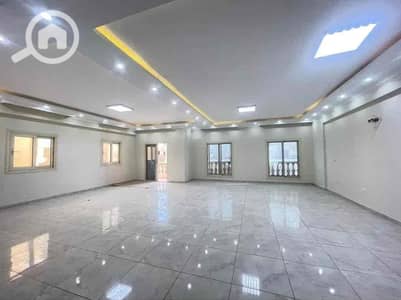 شقة 5 غرف نوم للايجار في القاهرة الجديدة، القاهرة - 9803fb26-506e-4ae3-8ba9-cb2d73f733e8. jpg