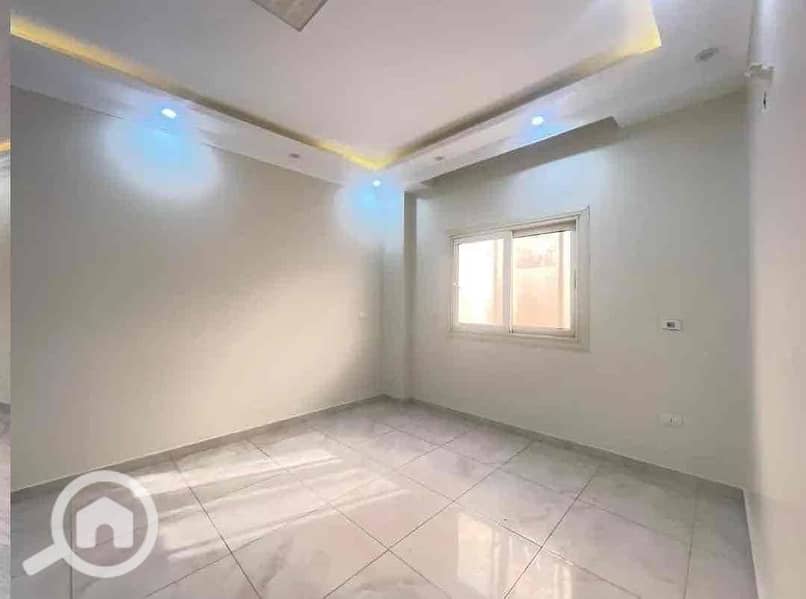 7 2f0dabaf-25a4-405c-9c89-655d2ed17ea8. jpg