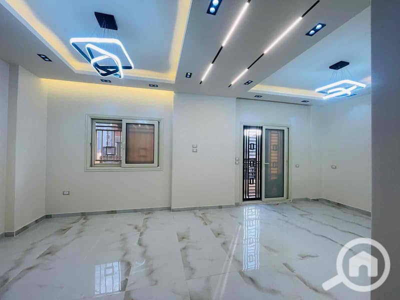 8 c561ce51-4caf-4c61-b9bf-0cde1ceef799. jpg