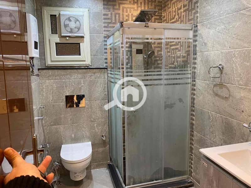 3 674d4abb-f968-4dcf-a096-3d0c96653433. jpg