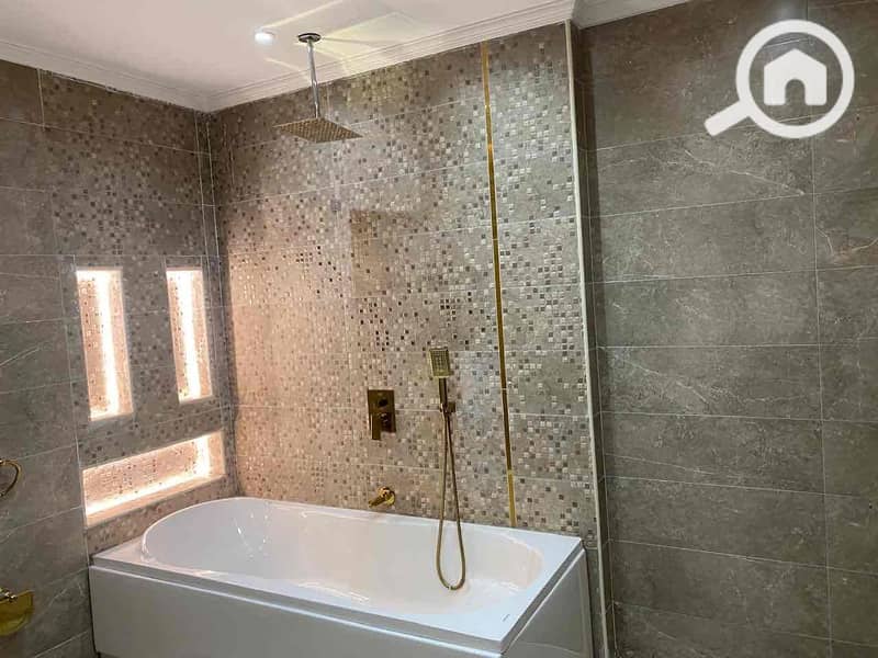 9 9345592f-657c-4775-953f-6dcfca230924. jpg