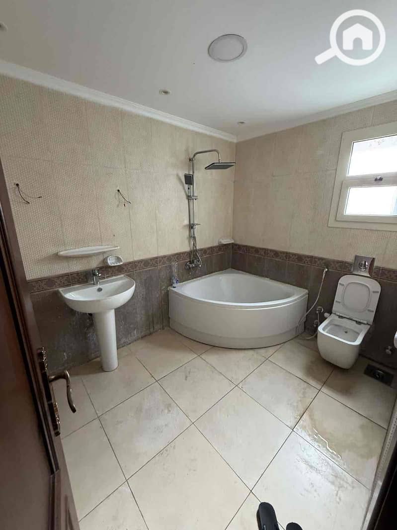 11 6d042957-30a5-4752-82a0-e92214e46418. jpg