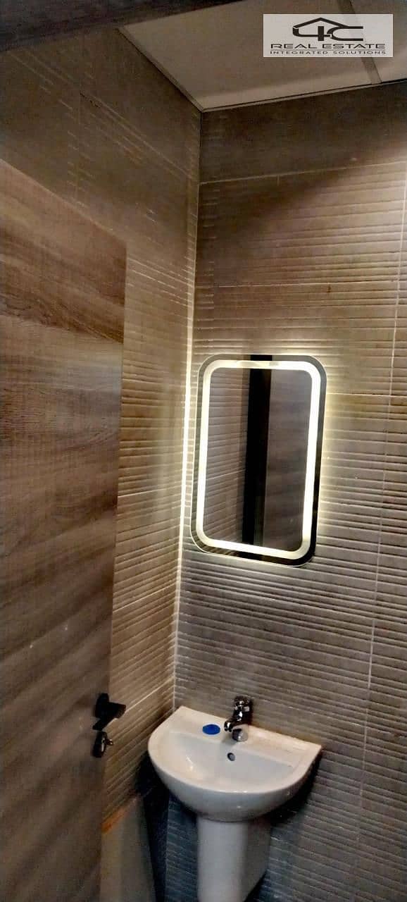 7 WhatsApp Image 2026-01-04 at 6.07. 51 PM. jpeg