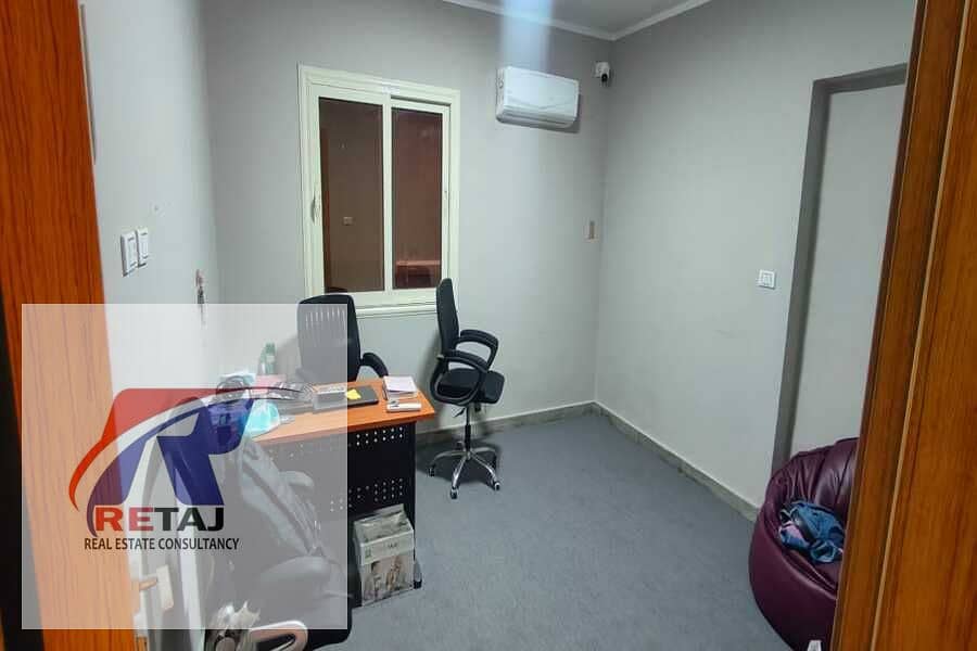 4 b220f3c7-07ea-4359-a816-e3b22a3c8c72. jpg