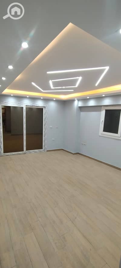 3 Bedroom Flat for Rent in Mohandessin, Giza - IMG20251227193508. jpg