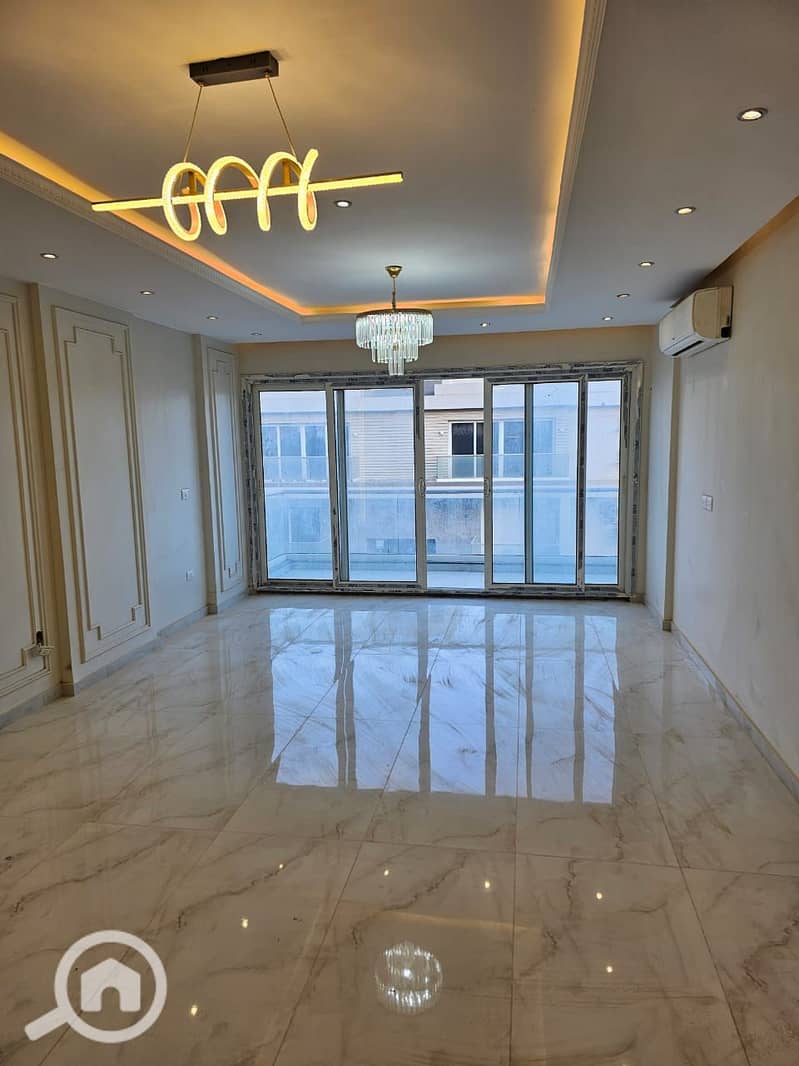 5 WhatsApp Image 2026-01-04 at 17.32. 06 (1). jpeg