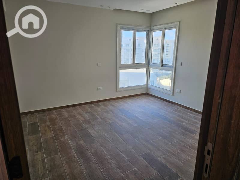 9 WhatsApp Image 2026-01-04 at 17.32. 06. jpeg