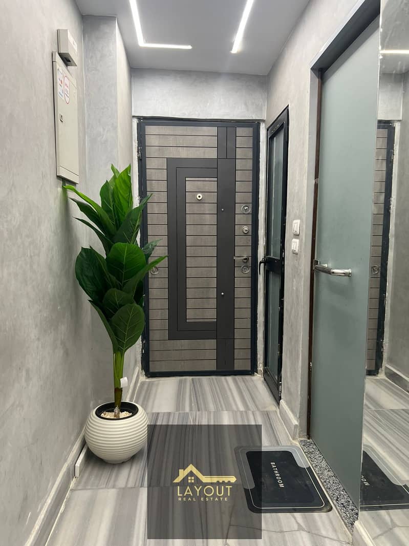 3 dfff776b-9957-4bee-8c3c-0f241bb4a8ec. jpg