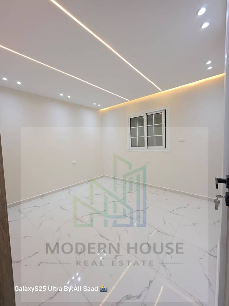 4 WhatsApp Image 2026-01-01 at 5.43. 16 PM. jpeg