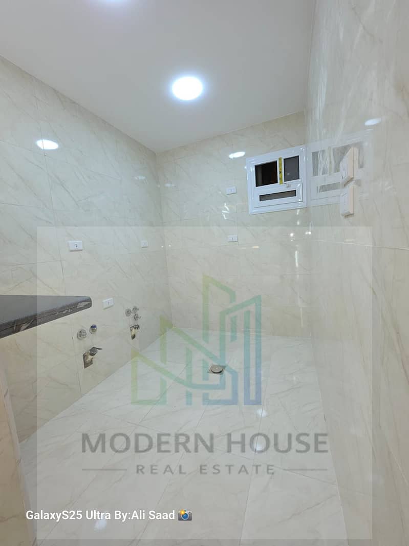 4 WhatsApp Image 2026-01-01 at 6.00. 01 PM. jpeg