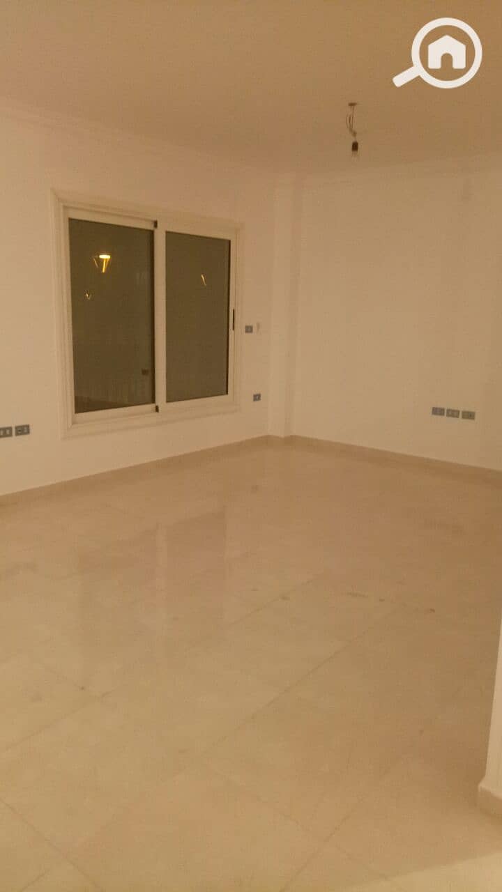 700213546. jpg 700213546. jpg