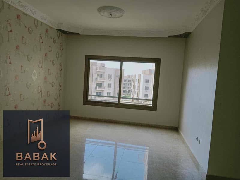 3 e5e83580-3da9-4649-ae04-6021707bbd8a. jpg