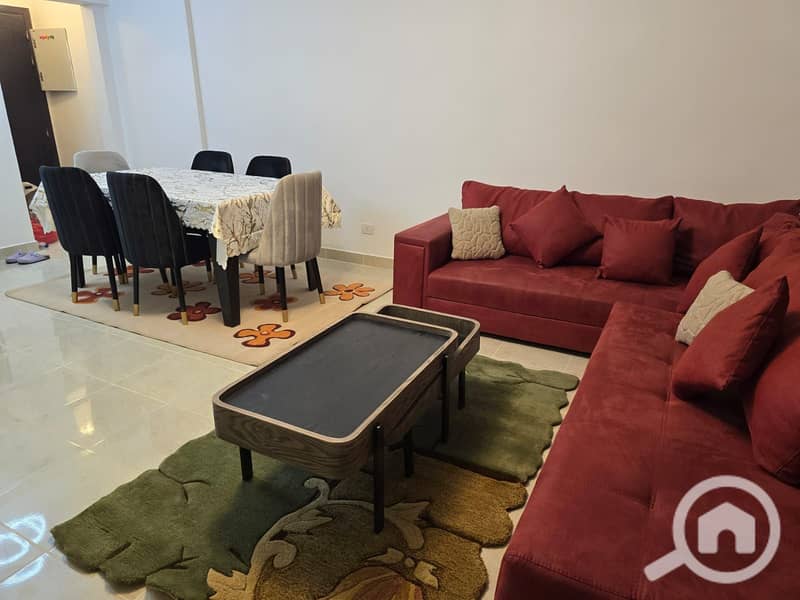 2 104594d0-55e9-4d51-b805-a3889e5eae1f. jpeg