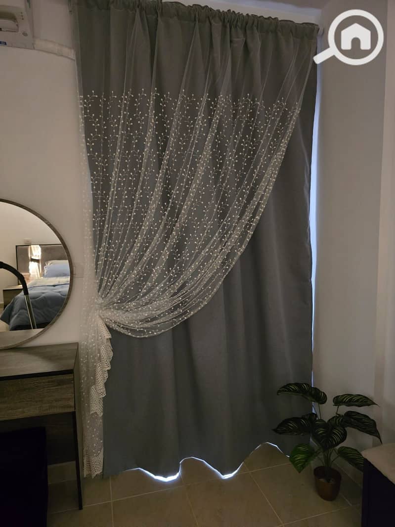 4 912d430c-eac1-4339-bc85-7ba20bc0f672. jpeg