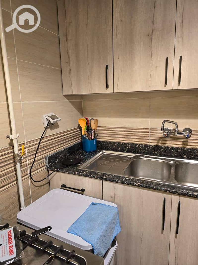 10 55726738-a6c7-497c-ba4a-882cf44990b5. jpeg