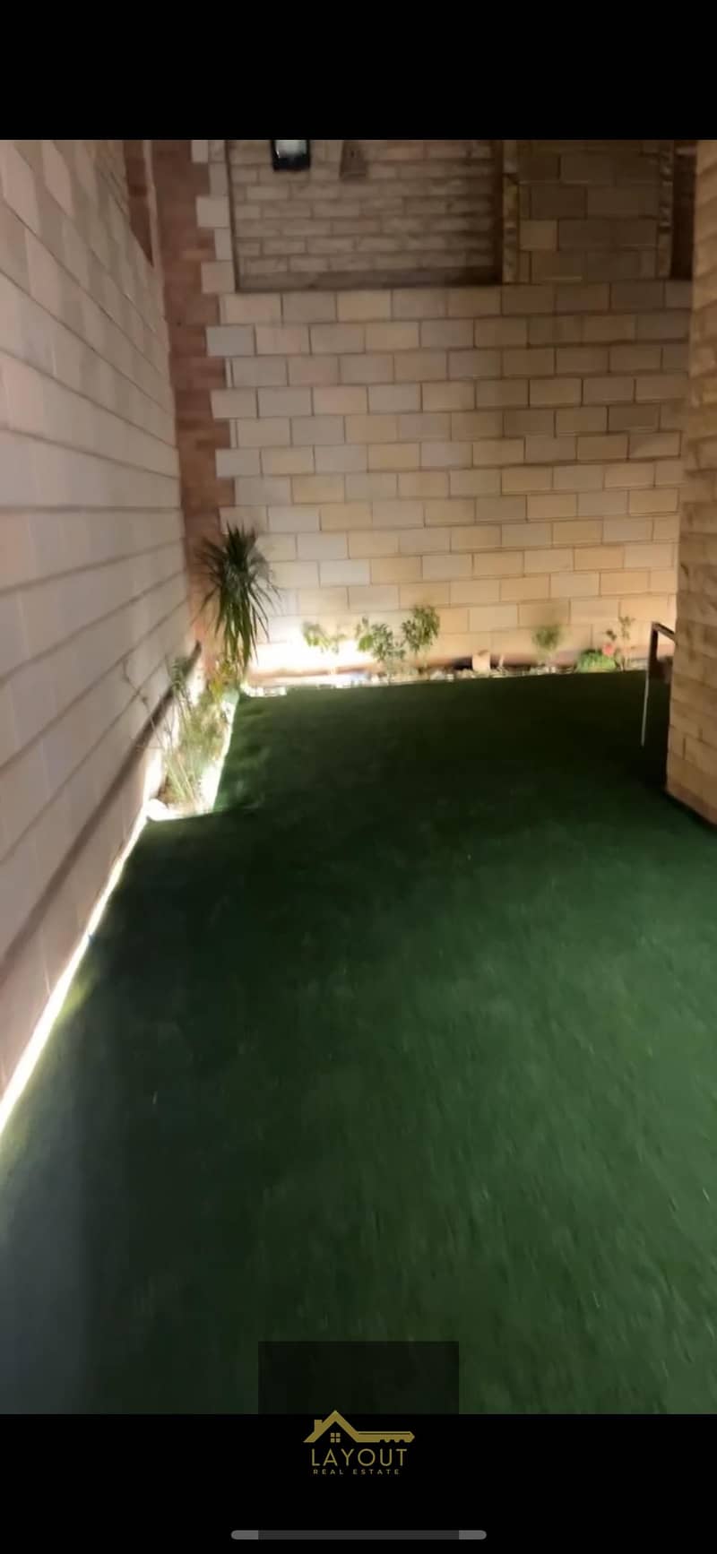 7 b4f7b663-c9cb-4fd0-936e-65dbc23c9f87. jpg