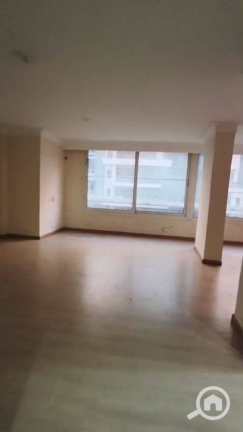 3 IMG_٢٠٢٥١١٠٦_٢٣١٢٤٢٧٢. jpg