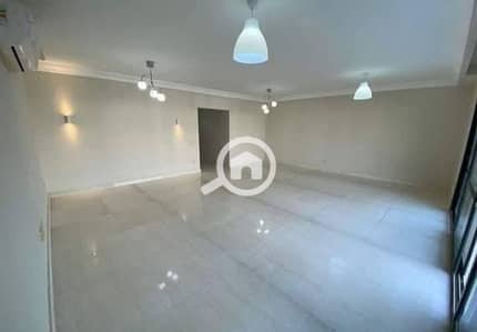 شقة 3 غرف نوم للايجار في الدقى، الجيزة - IMG_٢٠٢٦٠١٠٤_١٦٢٦٤٧. jpg