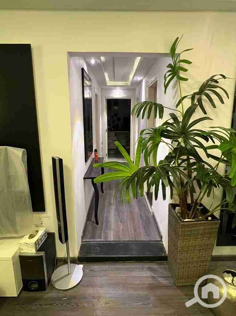 1001015967. jpg 1001015967. jpg